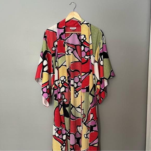 Natori Abstract Patterned Robe - Picture 3 of 6